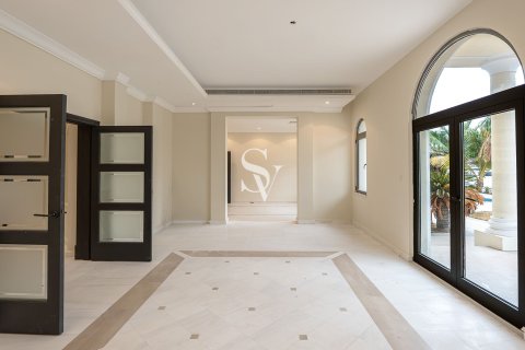 Üürile anda villa asukohaga Palm Jumeirah, Dubai, AÜE: 6 magamistoaga, 1242 m² Nr 699651 - pilt 15