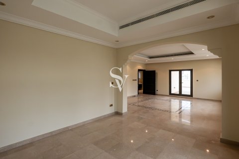Üürile anda villa asukohaga Palm Jumeirah, Dubai, AÜE: 6 magamistoaga, 1242 m² Nr 699651 - pilt 4