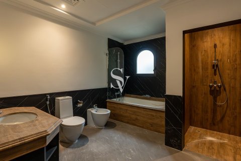 Üürile anda villa asukohaga Palm Jumeirah, Dubai, AÜE: 6 magamistoaga, 1242 m² Nr 699651 - pilt 3