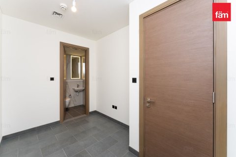 Apartment in Dubai, UAE 4 bedrooms, 218.6 sq.m. № 641583 - photo 16