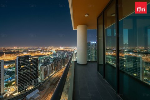 Apartment in Dubai, UAE 4 bedrooms, 218.6 sq.m. № 641583 - photo 29