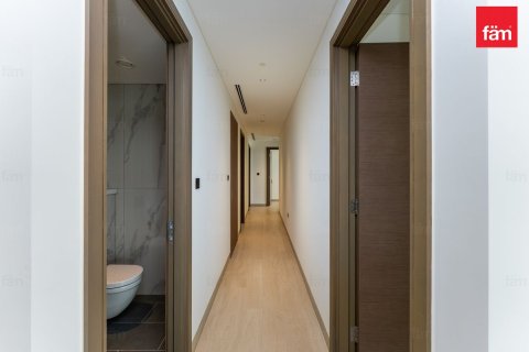 Apartment in Dubai, UAE 4 bedrooms, 218.6 sq.m. № 641583 - photo 15