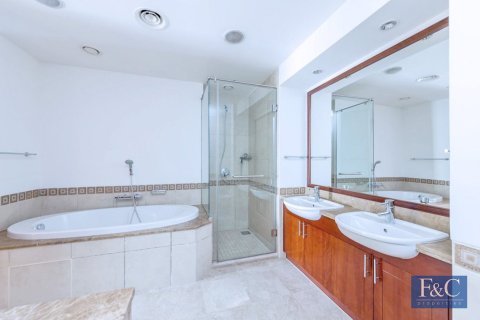 Διαμέρισμα σε Palm Jumeirah, Dubai, ΗΑΕ 2 υπνοδωμάτια, 160 τ.μ. Αρ. 704247 - φωτογραφία 2