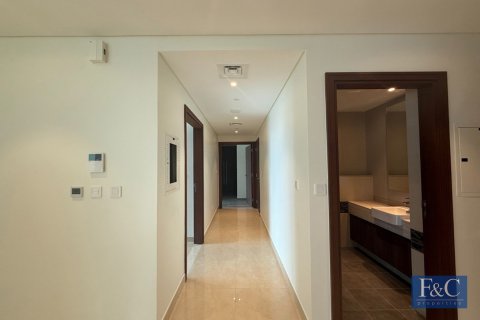 Apartment in Downtown Dubai (Downtown Burj Dubai), UAE 2 bedrooms, 139 sq.m. № 704249 - photo 2