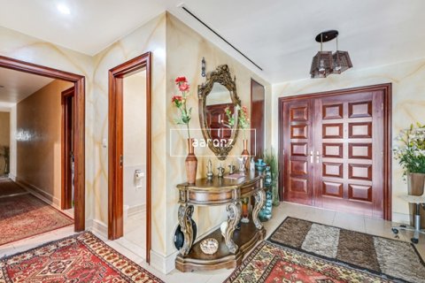 Penthouse in Dubai Marina, UAE 5 bedrooms, 633.9 sq.m. № 629942 - photo 9