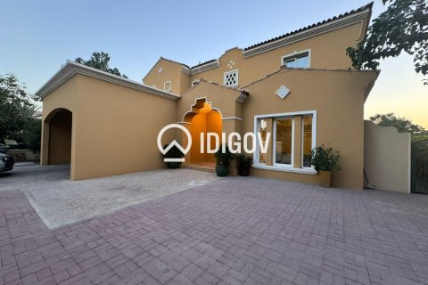 Vilă de închiriat în Arabian Ranches, Dubai, EAU 4 dormitoare, 954.76 mp.  №735814 - poză 4