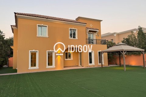 Vilă de închiriat în Arabian Ranches, Dubai, EAU 4 dormitoare, 954.76 mp.  №735814 - poză 2