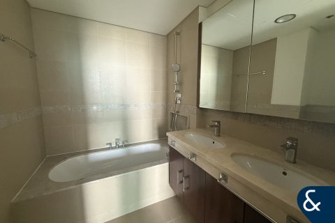 Пәтер BURJ VISTA, Даунтаун Дубай (Даунтаун Бурдж Дубай), БАӘ-да 2 жатын бөлмелер, 129 м² № 698479 - фото 15