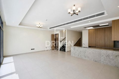 Dubai Land、Dubai、UAE にあるヴィラの賃貸物件 5ベッドルーム、184.13 m2、No765656 - 写真 1