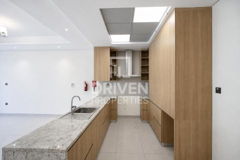 וילה להשכרה ב Dubai Land, Dubai, איחוד האמירויות  5 חדרי שינה, 301.47 מ"ר, מספר 765655 - תמונה 14