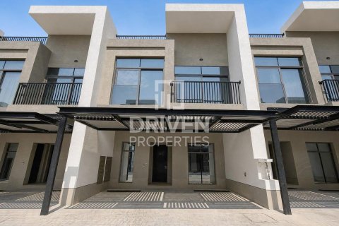וילה להשכרה ב Dubai Land, Dubai, איחוד האמירויות  5 חדרי שינה, 301.47 מ"ר, מספר 765655 - תמונה 21