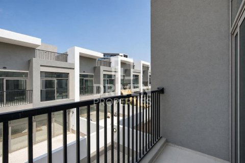 فيلا للإيجار في Dubai Land، دبي، الإمارات العربية المتحدة 5 غرفة نوم ، 301.38 متر مربع ، رقم 765654 - صورة 23
