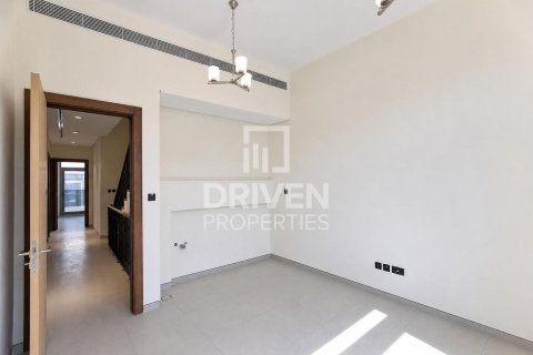 فيلا للإيجار في Dubai Land، دبي، الإمارات العربية المتحدة 5 غرفة نوم ، 301.38 متر مربع ، رقم 765654 - صورة 17