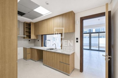 فيلا للإيجار في Dubai Land، دبي، الإمارات العربية المتحدة 5 غرفة نوم ، 301.38 متر مربع ، رقم 765654 - صورة 8