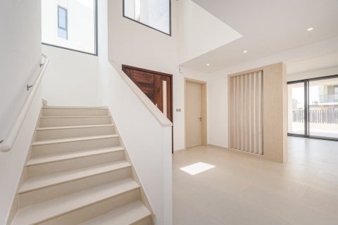 Villa zur Miete in Jebel Ali, Dubai, VAE 4 Schlafzimmer, 667.97 m2 Nr. 749815 - Foto 12