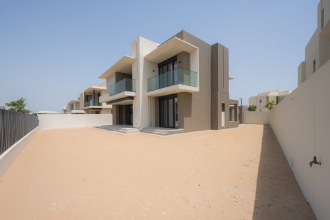 Villa a Jebel Ali, Dubai, EAU 4 camere da letto, 667.97 mq. № 749815