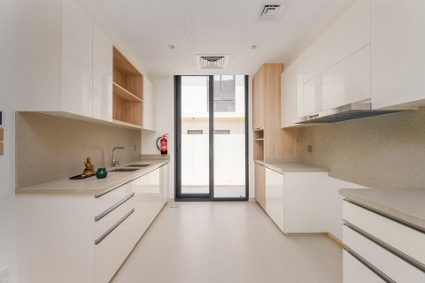 Villa zur Miete in Jebel Ali, Dubai, VAE 4 Schlafzimmer, 667.97 m2 Nr. 749815 - Foto 11