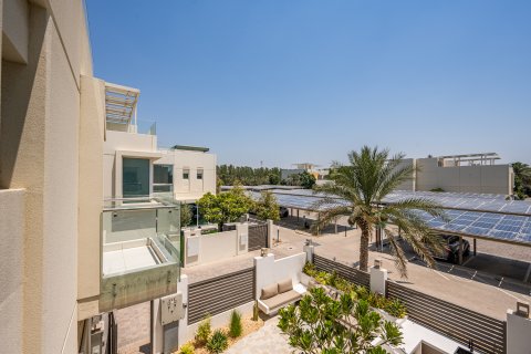 Villa en alquiler en The Sustainable City, Dubai, EAU 3 dormitorios, 194.47 m2 № 749834 - foto 13