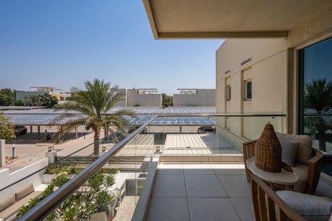 Villa en alquiler en The Sustainable City, Dubai, EAU 3 dormitorios, 194.47 m2 № 749834 - foto 15