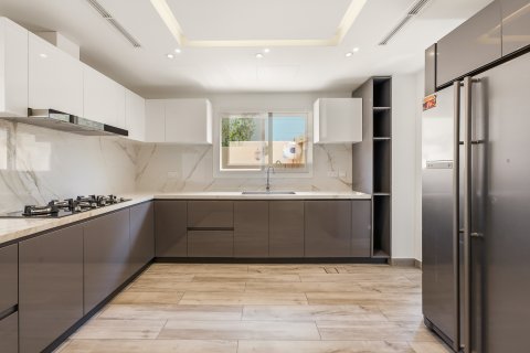 Vila u Meadows, Dubai, UAE 6 spavaćih soba, 605.91 m2 Br. 749832 - fotografija 12