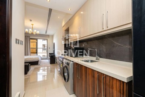 Apartment in Downtown Dubai (Downtown Burj Dubai), UAE 1 room, 40.04 sq.m. № 743923 - photo 3