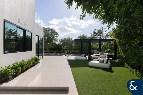 ویلا برای اجاره در Jumeirah Islands، Dubai، امارات متحده عربی 5 خوابه ، 557 متر مربع ، شماره 688852 - تصویر 13