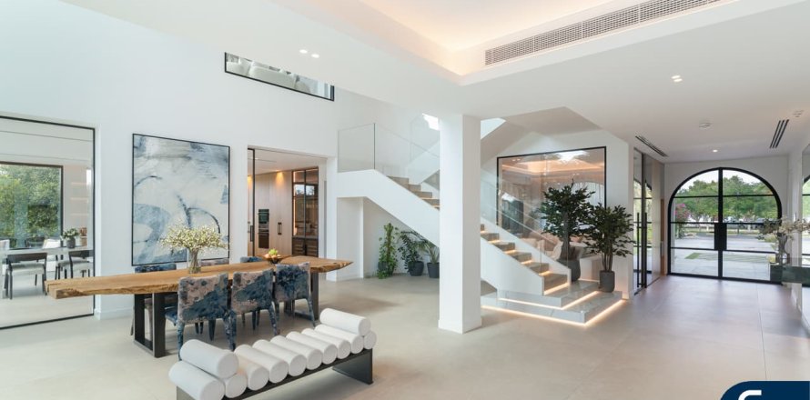 ویلا در Jumeirah Islands، Dubai ، امارات متحده عربی 5 خوابه ، 557 متر مربع.  شماره 688852