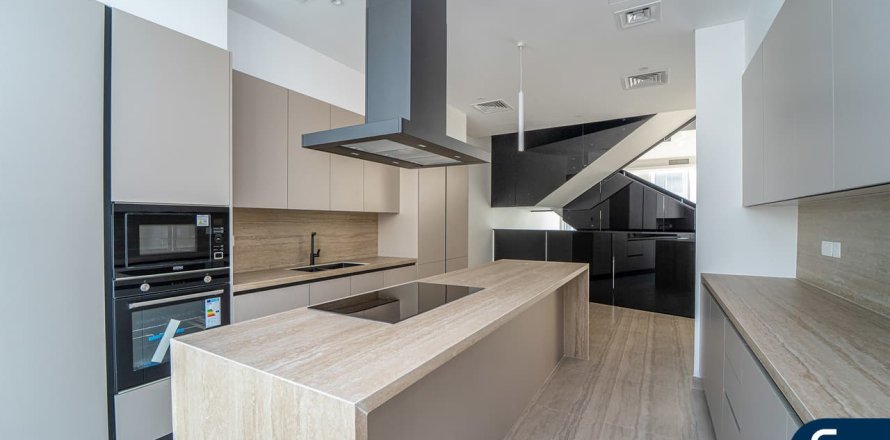 Villa in Al Barari, Dubai, VAE 4 slaapkamers, 460 vr.m. nr 688851