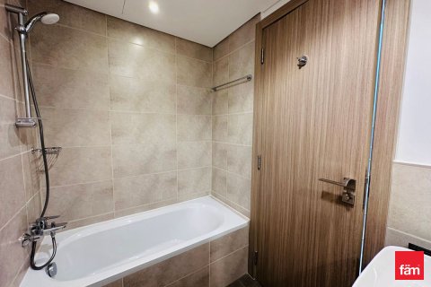 Villetta a schiera in affitto a Dubai, EAU 3 camere da letto, 114.7 mq. № 713996 - foto 8