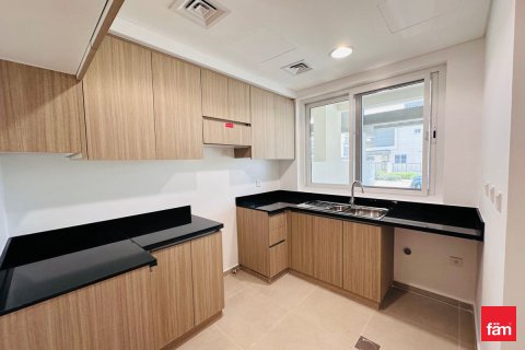 Villetta a schiera in affitto a Dubai, EAU 3 camere da letto, 114.7 mq. № 713996 - foto 11