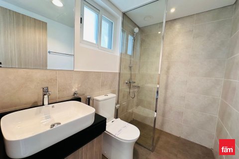 Villetta a schiera in affitto a Dubai, EAU 3 camere da letto, 114.7 mq. № 713996 - foto 7
