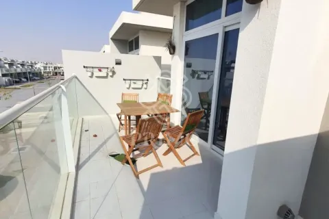 טאונהאוס להשכרה ב Dubai, איחוד האמירויות 3 חדרי שינה, 112 מ"ר, מספר 713990 - תמונה 2