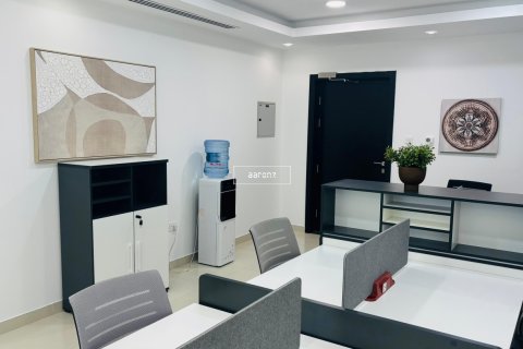 Business Bay, Dubai, BAE’de kiralık office 40.9 m&sup2; No 641896 - fotoğraf 5