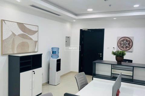 Business Bay, Dubai, BAE’de kiralık office 40.9 m&sup2; No 641896 - fotoğraf 4