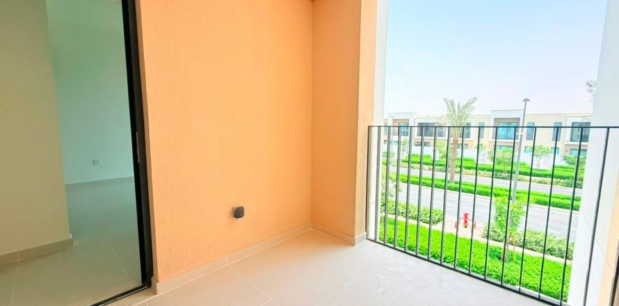 Maison de ville à Dubai, EAU: 3 chambres, 126.7 m2 № 725802