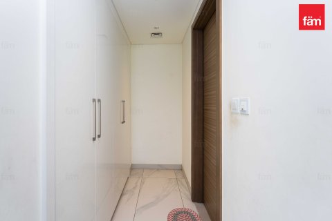 Apartmen di Dubai, UAE 3 bilik tidur, 142.3 meter persegi № 725798 - foto 8