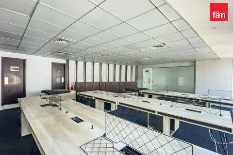 Oficina en alquiler en Business Bay, Dubai, EAU 371.6 m2 № 633612 - foto 7