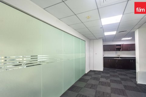 Oficina en alquiler en Business Bay, Dubai, EAU 371.6 m2 № 633612 - foto 5
