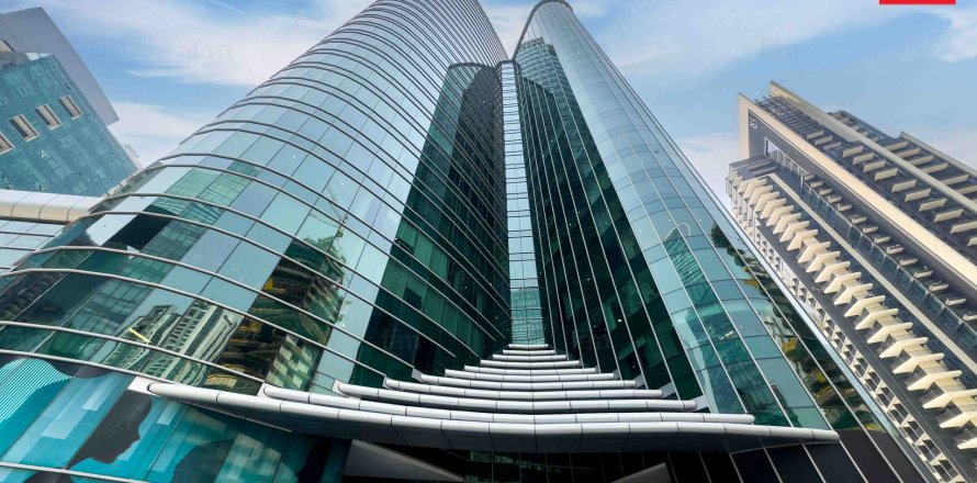 Oficina en Business Bay, Dubai, EAU 371.6 m² № 633612