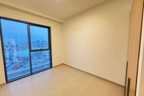 Apartment in Mina Rashid, Dubai, UAE 3 bedrooms, 153 sq.m. № 701189 - photo 1