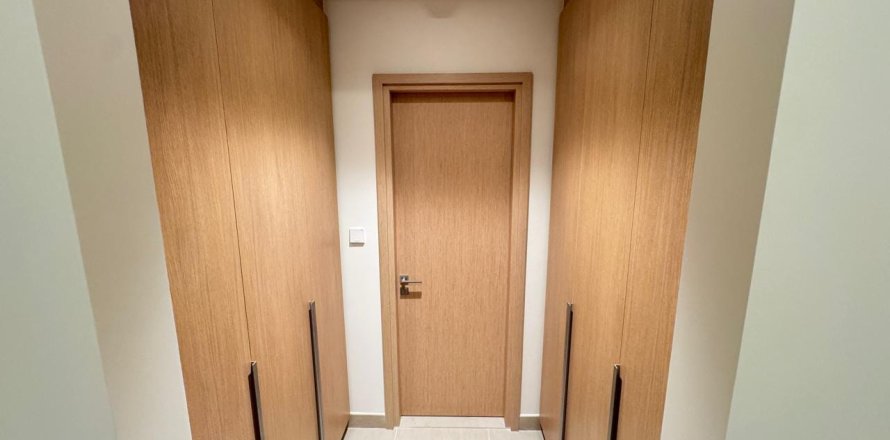 Apartament në Mina Rashid, Dubai, Emiratet e Bashkuara Arabe 3 dhoma gjumi, 153 m2. № 701189