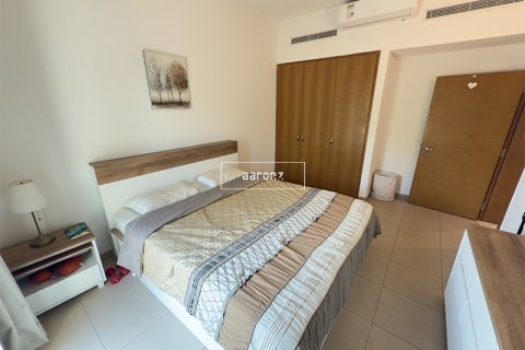Villa in Al Furjan, Dubai, UAE 3 bedrooms, 229.4 sq.m. № 637918 - photo 12