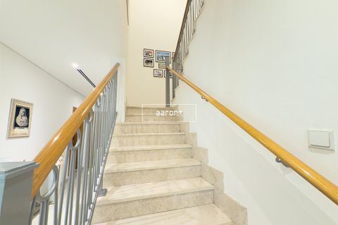 Villa in Al Furjan, Dubai, UAE 3 bedrooms, 229.4 sq.m. № 637918 - photo 7