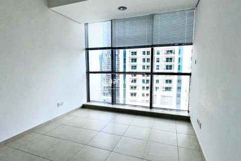 Apartment in Jumeirah Lake Towers, Dubai, UAE 2 bedrooms, 82.6 sq.m. № 637916 - photo 2