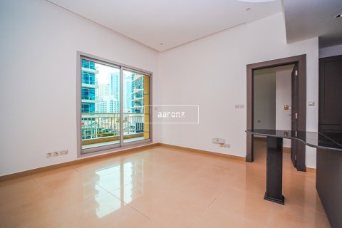 Lägenhet till försäljning i Dubai Marina, Dubai, UAE 1 sovrum, 68.5 kvm Nr. 637915 - fotografi 3
