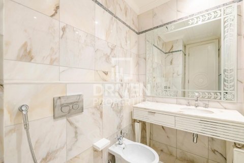 Apartment til salg i Culture Village, Dubai, UAE 3 soveværelser, 208 kvm № 683147 - foto 15