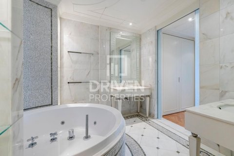 Apartment til salg i Culture Village, Dubai, UAE 3 soveværelser, 208 kvm № 683147 - foto 16