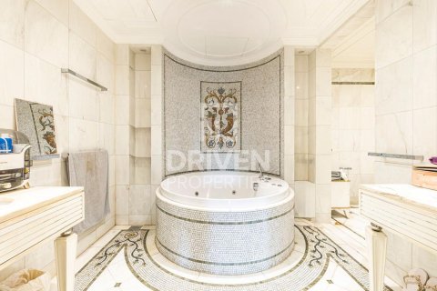 Διαμέρισμα σε Culture Village, Dubai, ΗΑΕ 2 υπνοδωμάτια, 190 τ.μ. Αρ. 683148 - φωτογραφία 12