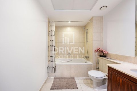 Lakás itt: Downtown Dubai (Downtown Burj Dubai), Dubai, EAE, 2 hálószoba, 135 m², azonosító: 684637 - fénykép 10