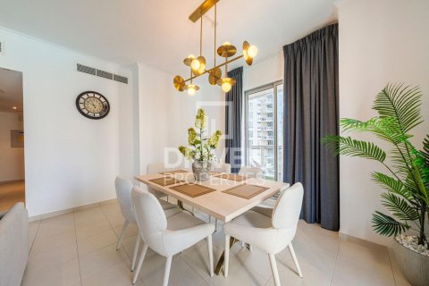 Lakás itt: Downtown Dubai (Downtown Burj Dubai), Dubai, EAE, 2 hálószoba, 135 m², azonosító: 684637 - fénykép 4